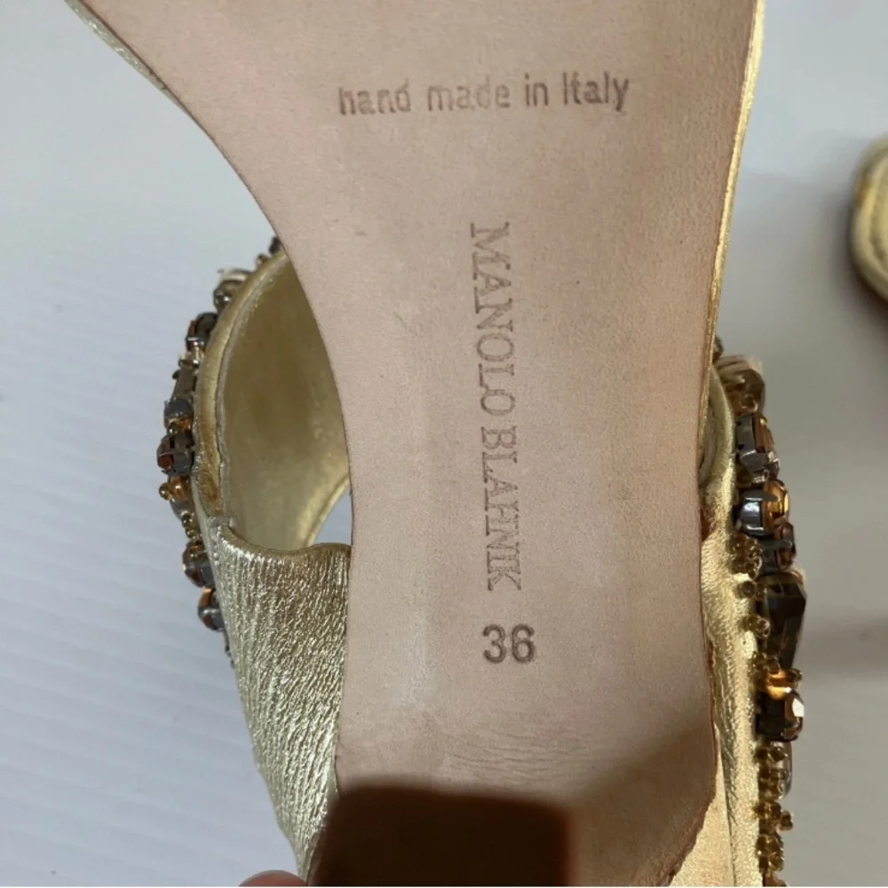 Manolo Blahnik DOGE 115 Jeweled Gold Mule Heeled Sandals size EU 36 US 5.5